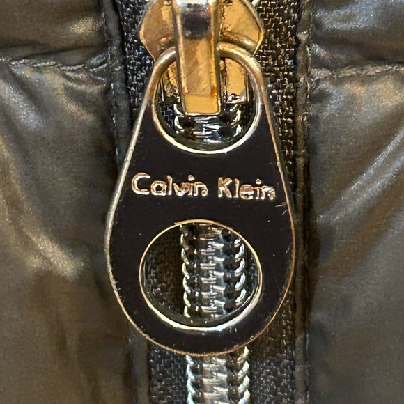 Calvin Klein Women's Charcoal Lightweight Puffer Jacket - Picture 7 of 10